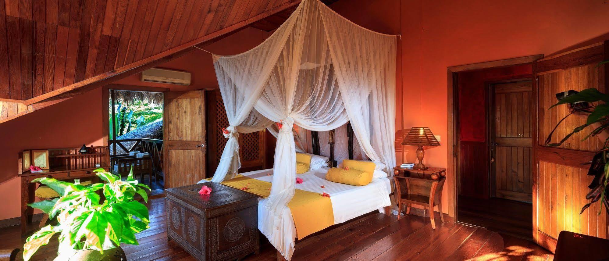 Nosy Be Hotel & Spa Ambaro Bagian luar foto