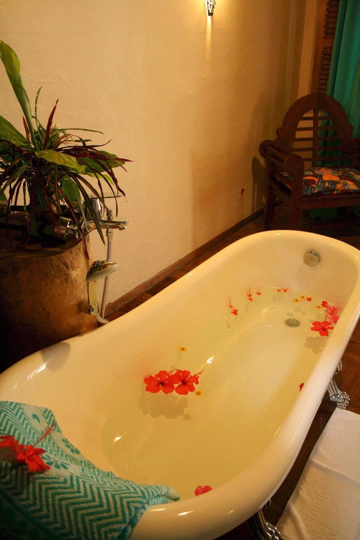 Nosy Be Hotel & Spa Ambaro Bagian luar foto